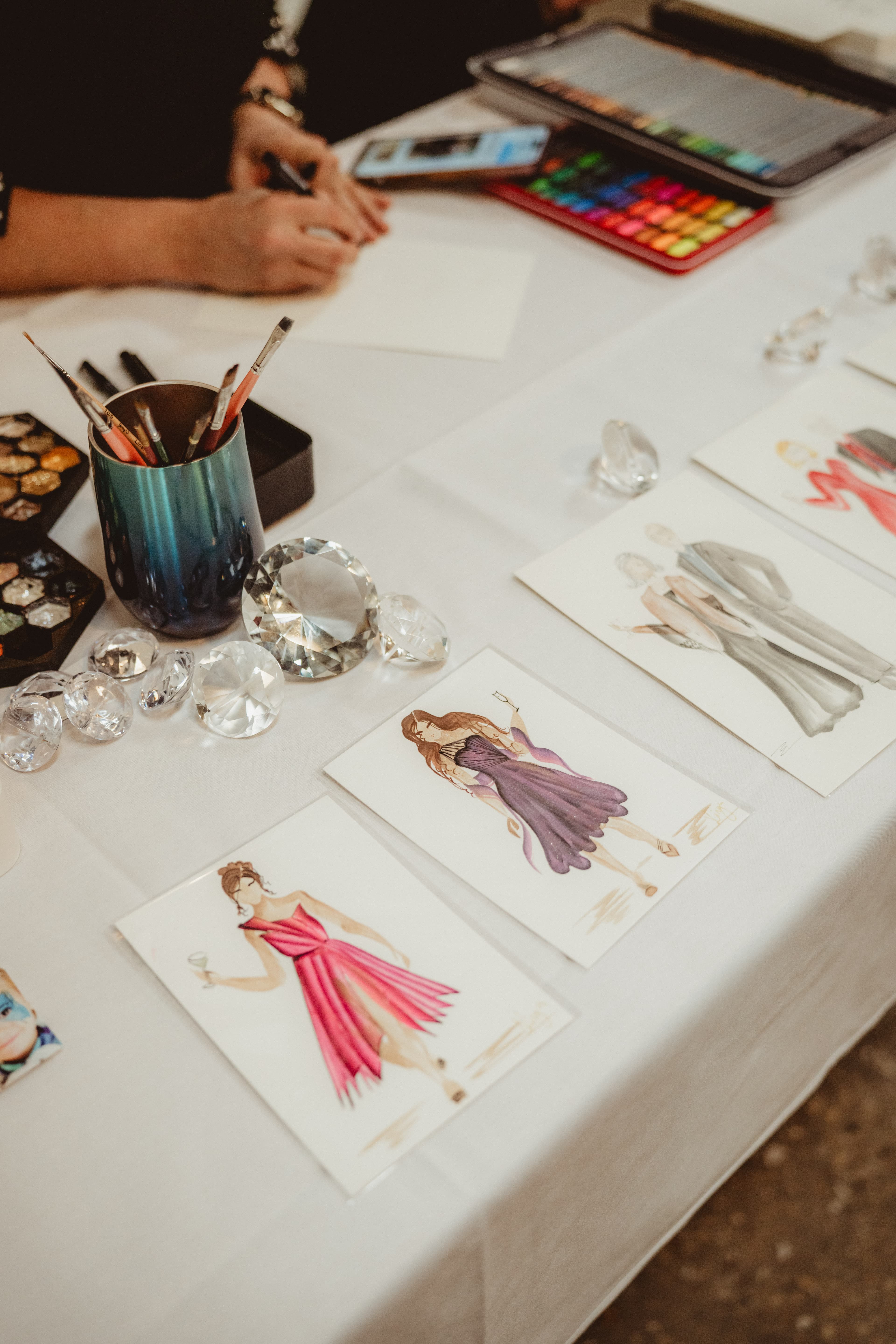 Live guest illustration — elegant event portrait